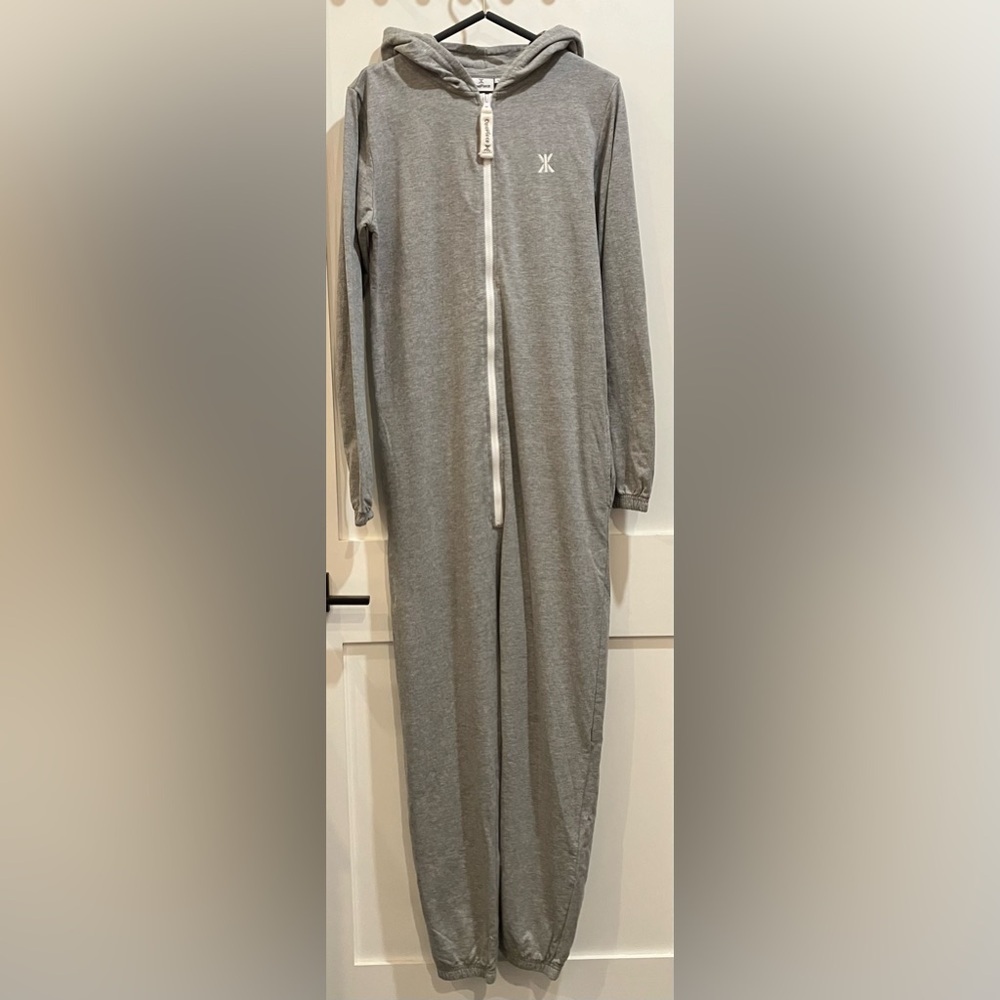 Onepiece Adult Small Unisex Gray Hooded Pajama Onesie With Pockets